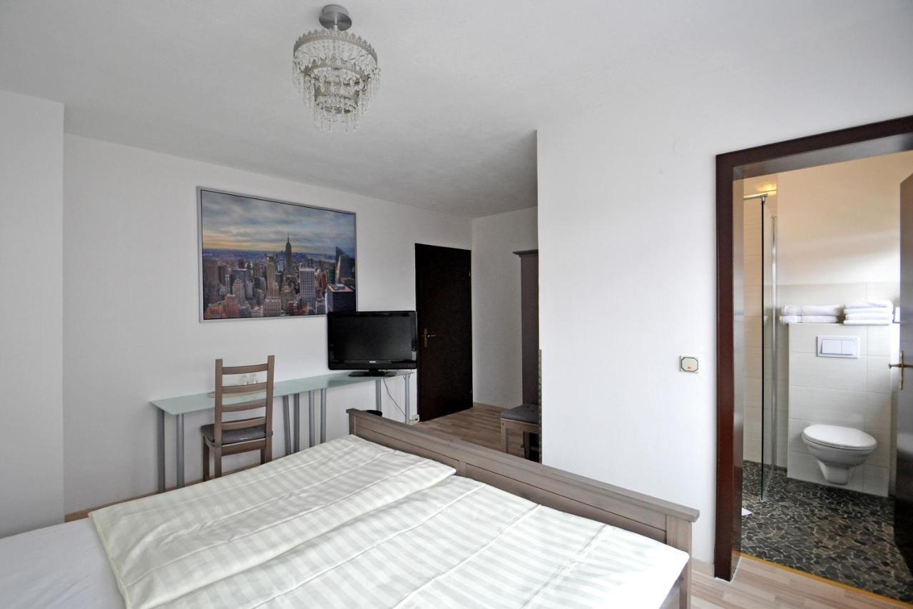 Hotel Reuter Haiger Esterno foto